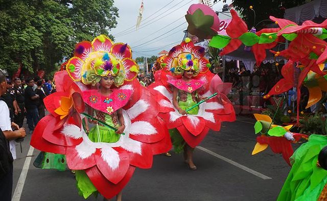 Karnaval Kain Khas Bali, Buleleng Endek Carnaval (BEC) 2018 Telah digelar Karnaval Kain Khas Bali, Buleleng Endek Carnaval (BEC) 2018 Telah digelar